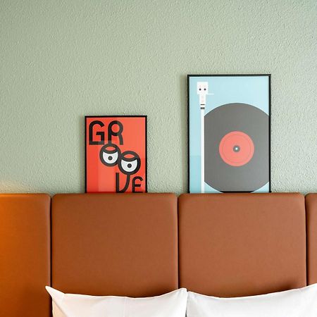 Ibis Paris Gare De Lyon Ledru Rollin Hotel Buitenkant foto