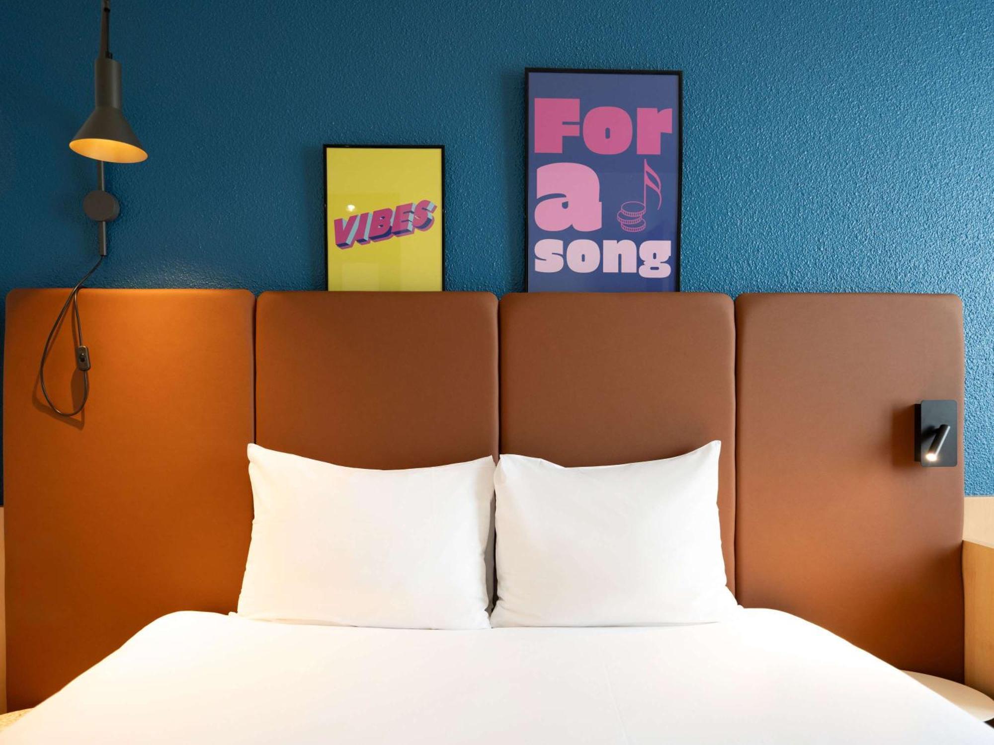 Ibis Paris Gare De Lyon Ledru Rollin Hotel Buitenkant foto
