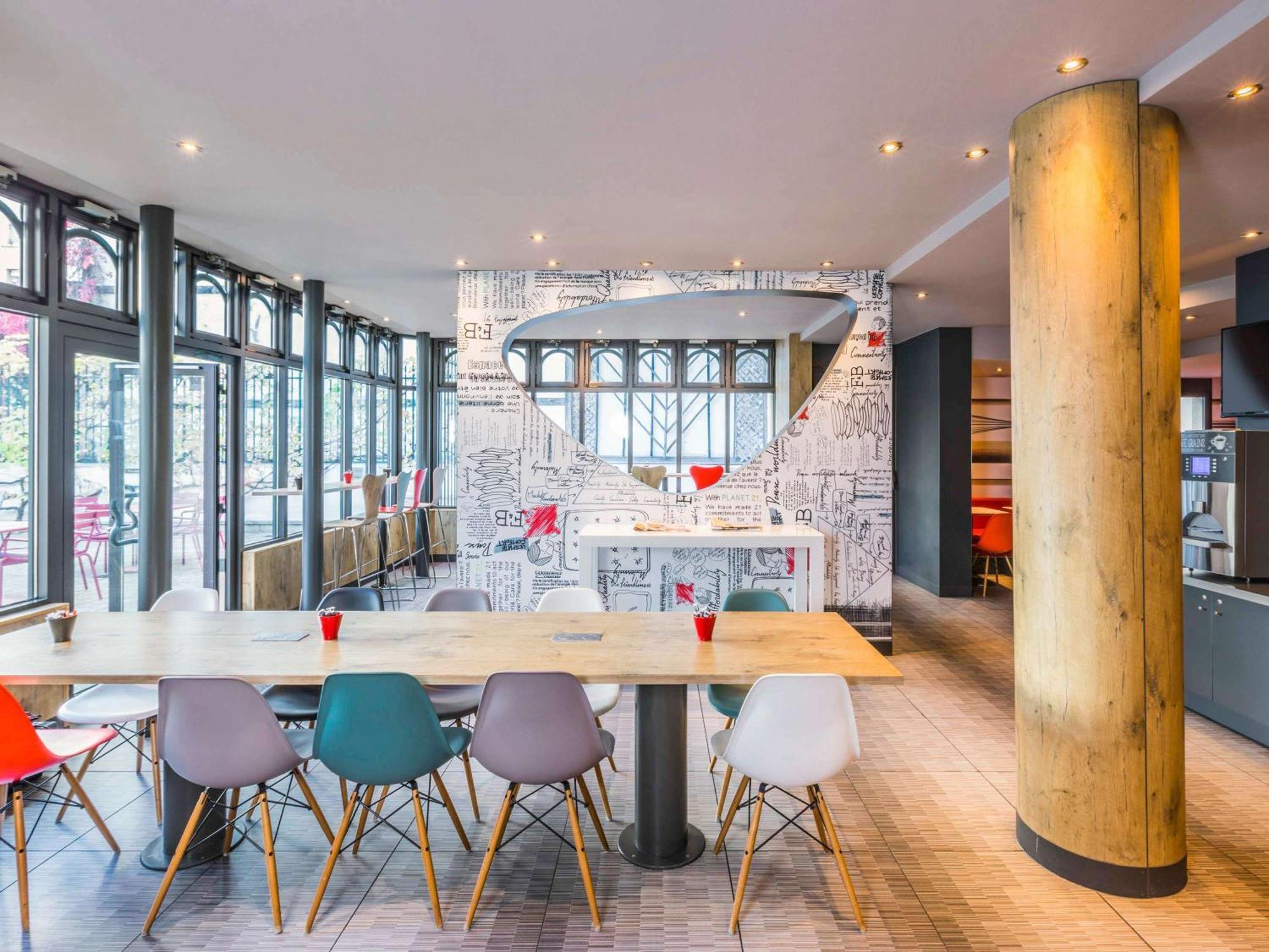 Ibis Paris Gare De Lyon Ledru Rollin Hotel Buitenkant foto