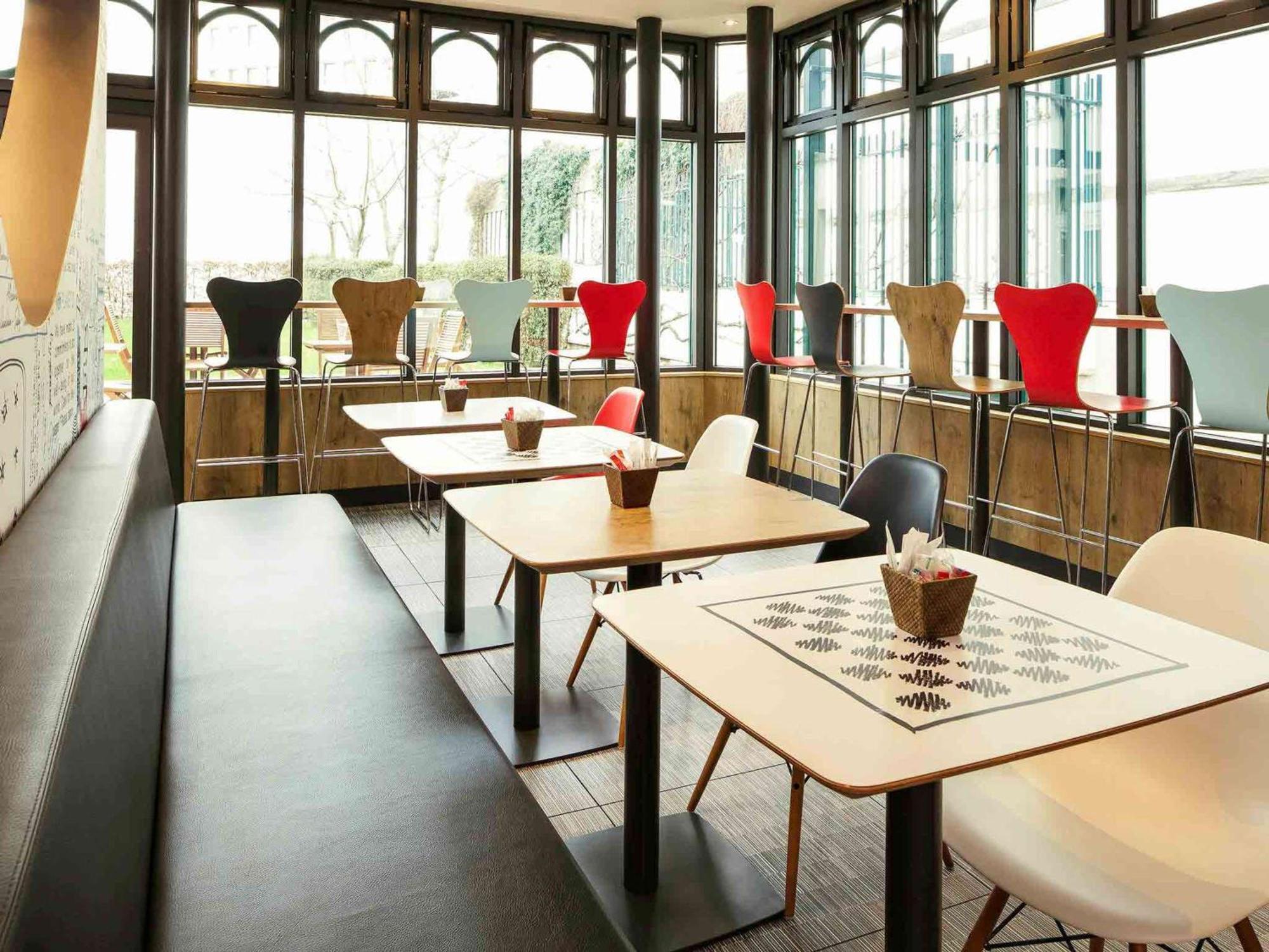 Ibis Paris Gare De Lyon Ledru Rollin Hotel Buitenkant foto