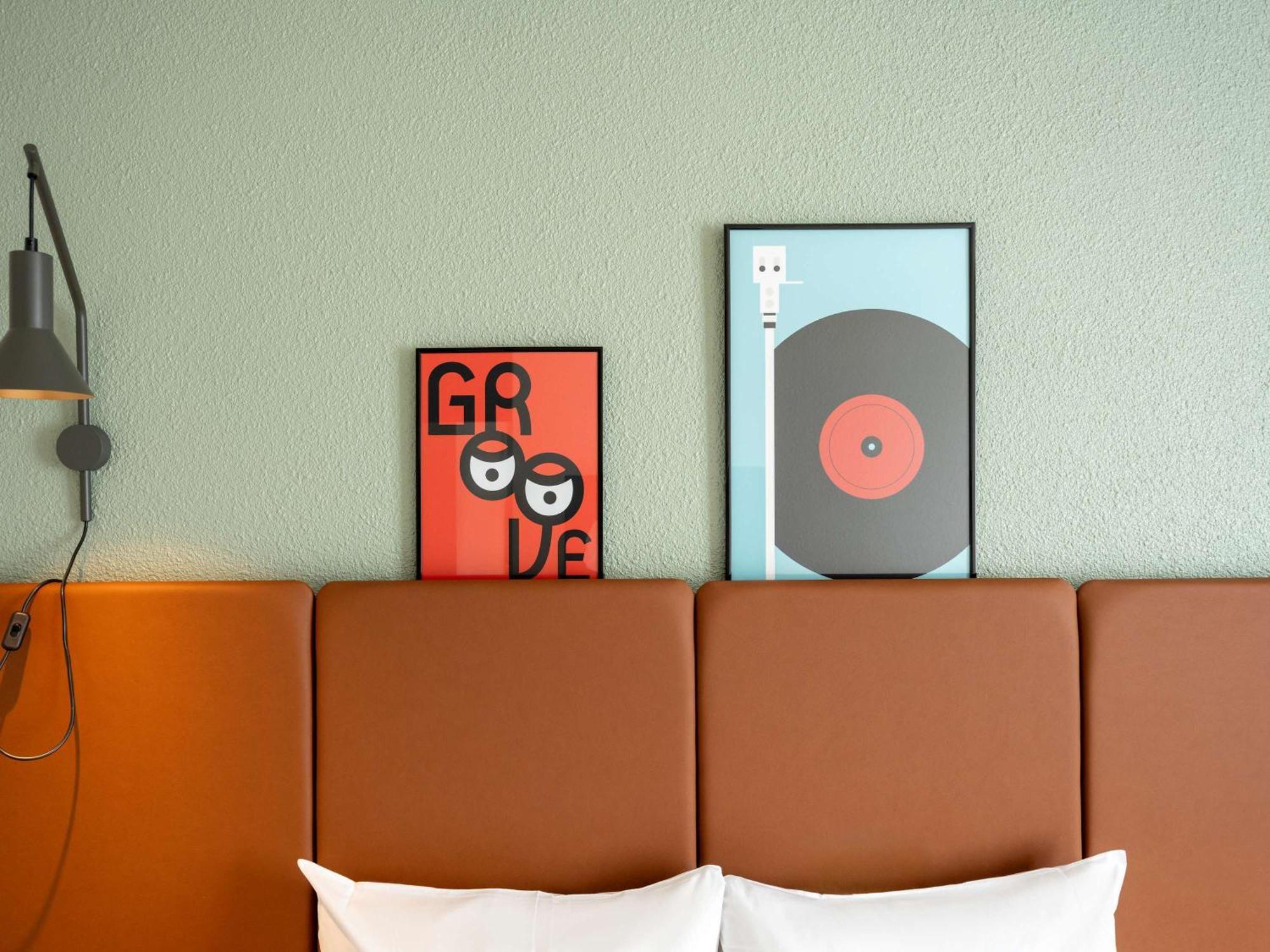 Ibis Paris Gare De Lyon Ledru Rollin Hotel Buitenkant foto