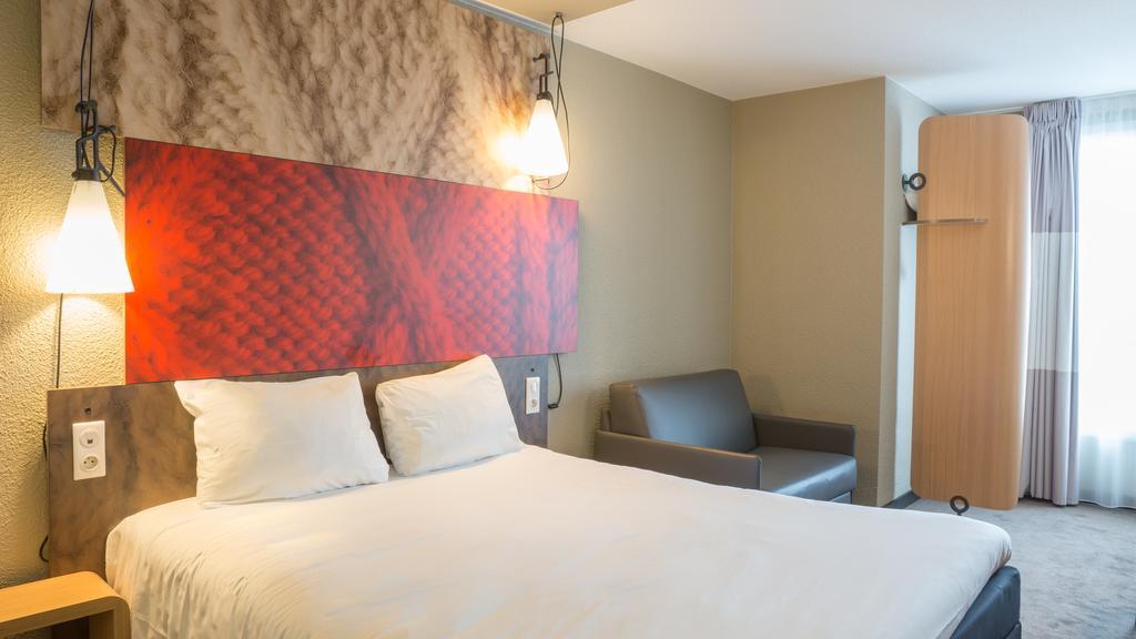 Ibis Paris Gare De Lyon Ledru Rollin Hotel Buitenkant foto